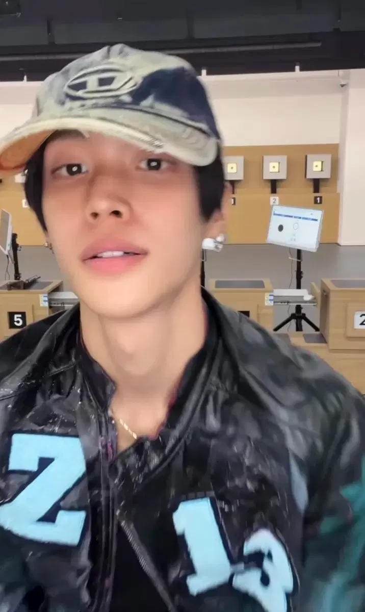 thumbnail-5